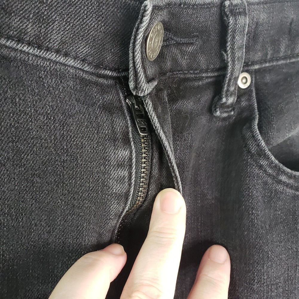GAP True Skinny Jeans Womens Size 31 Distressed Black‎ Wash Denim Raw Hem Retro - Picture 5 of 14
